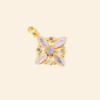 Delphi's Echo Pendant